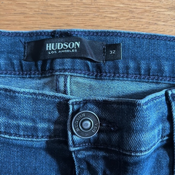 Hudson Nico Bootcut Jean. Size 32 - Picture 4 of 6